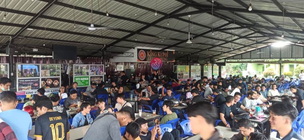 Tri Buktikan Hebatnya Jaringan IOH Dengan Menggelar Turnamen Mobile Legend di Lampung Barat